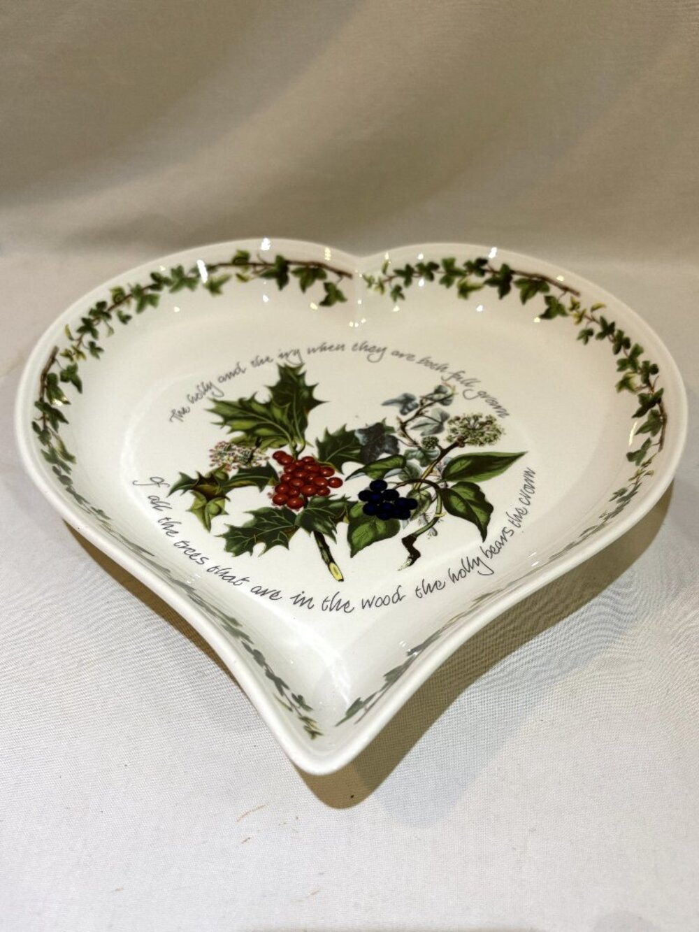 Portmeirion Holly & Ivy Heart Shaped Dish by Arwyl Cooper-Willis Made in Britain